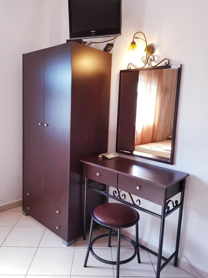 Konstantinos-Elli Rooms Vrasná Zewnętrze zdjęcie