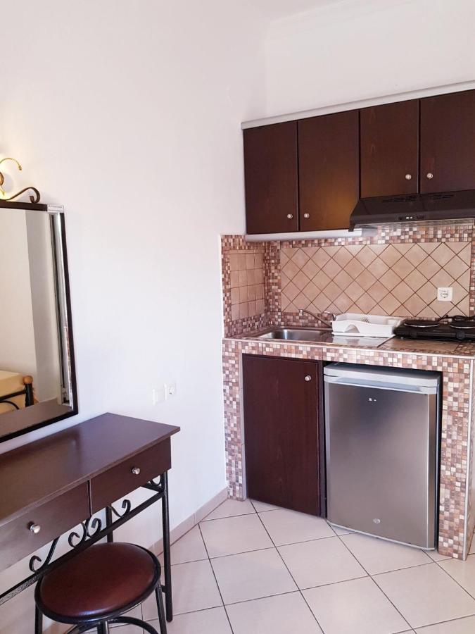Konstantinos-Elli Rooms Vrasná Zewnętrze zdjęcie